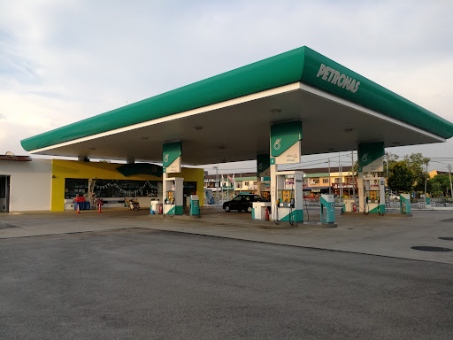Petronas • Lorong Pandan