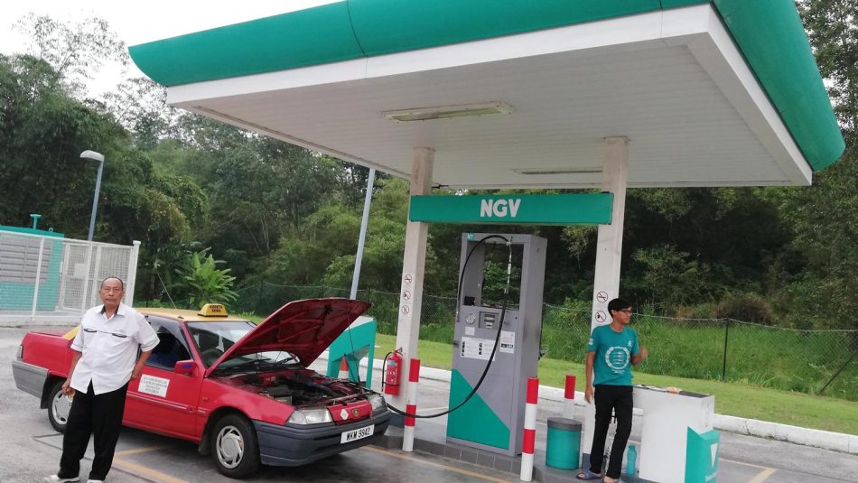 Pendapat tentang PETRONAS - Jalan Tampoi 2 NGV 1 PETRONAS NGV Jalan Tampoi 2 - Ulasan dan Pendapat Pengguna