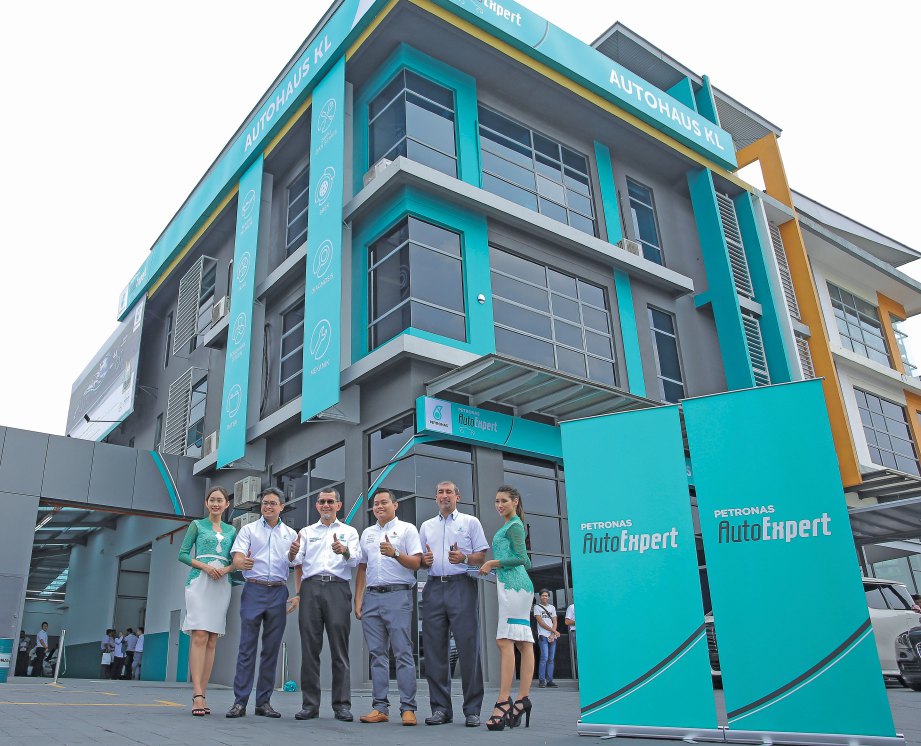 PETRONAS AutoExpert di Blue Air Service Centre Pasir Gudang - Ulasan Servis Kereta