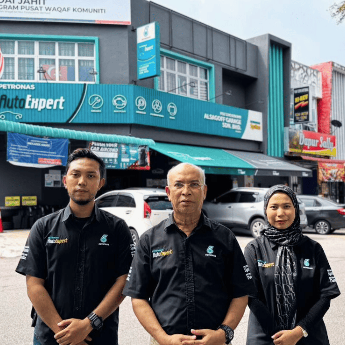 Tentang Penduduk pada PETRONAS Pasir Pekan